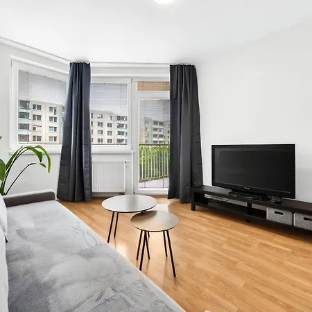 Modern Near Centre - Balcony