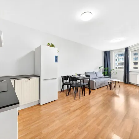 Apartmán Modern Near Centre - Balcony