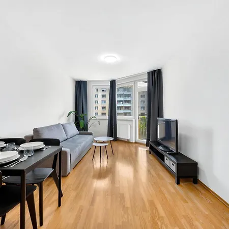 Apartmán Modern Near Centre - Balcony