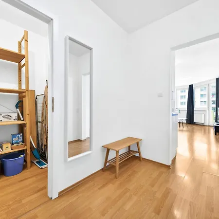Modern Near Centre - Balcony