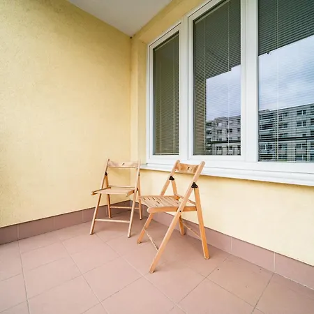 Modern Near Centre - Balcony Apartman